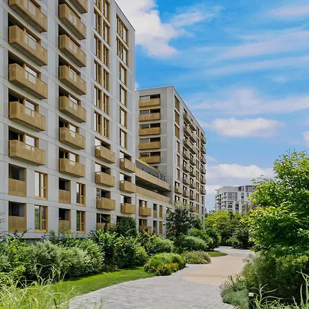 Mido With Parking And Self Check-in Appartement