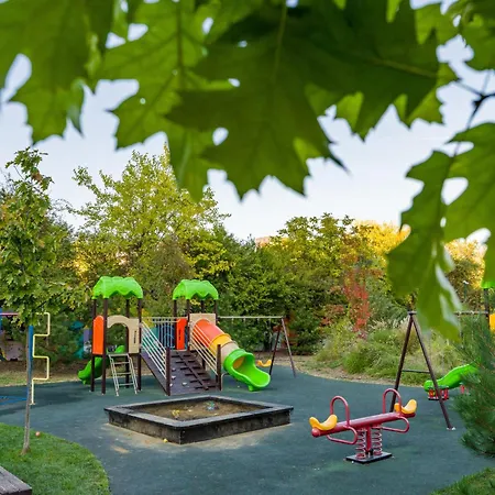 Mido With Parking And Self Check-in Bukurešť