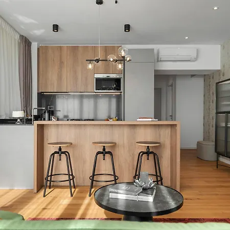 Mido With Parking And Self Check-in Apartmán *