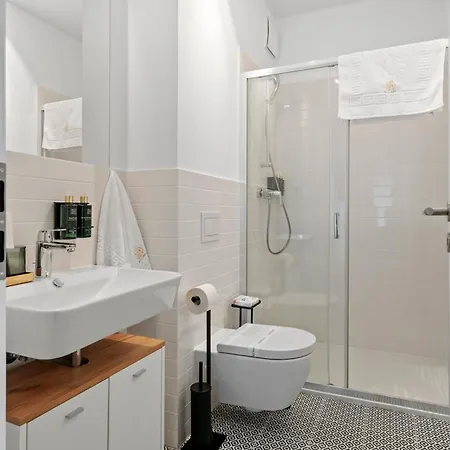 Apartment Mido With Parking And Self Check-in