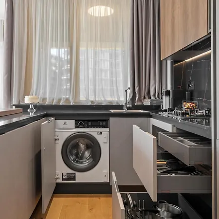 Apartment Mido With Parking And Self Check-in *