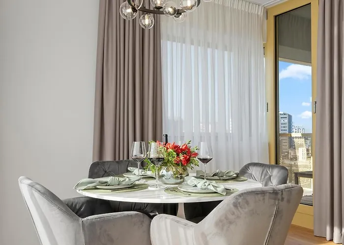 Mido With Parking And Self Check-in * 부쿠레슈티