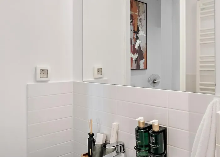 Mido With Parking And Self Check-in 아파트