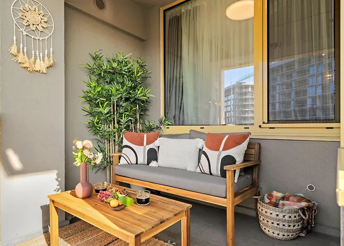 Mido With Parking And Self Check-in