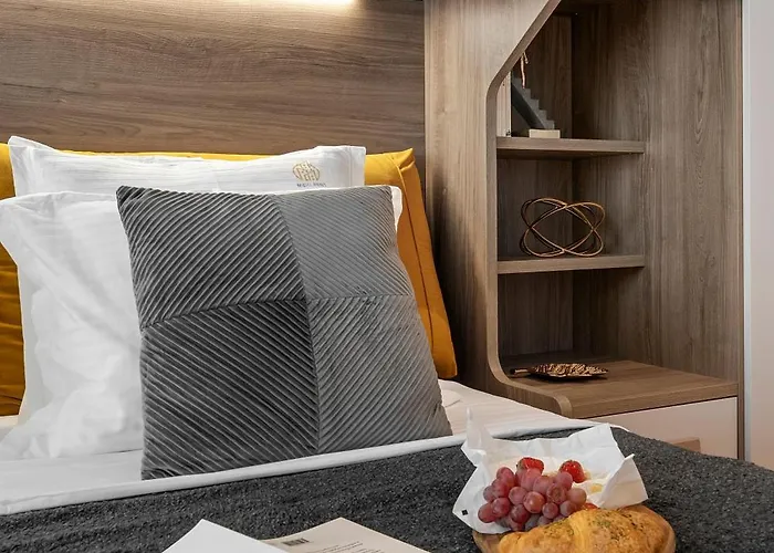 아파트 Mido With Parking And Self Check-in 부쿠레슈티