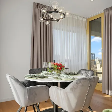 Mido With Parking And Self Check-in * Bucureşti