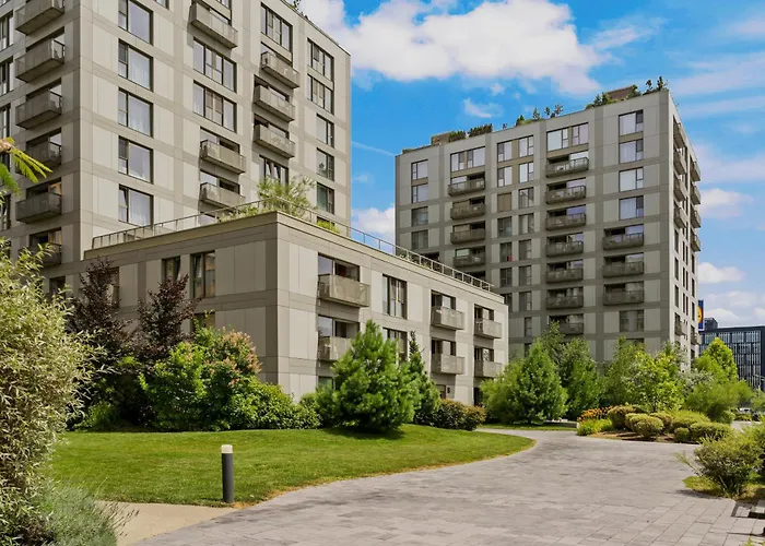 Mido With Parking And Self Check-in Appartamento Bucarest